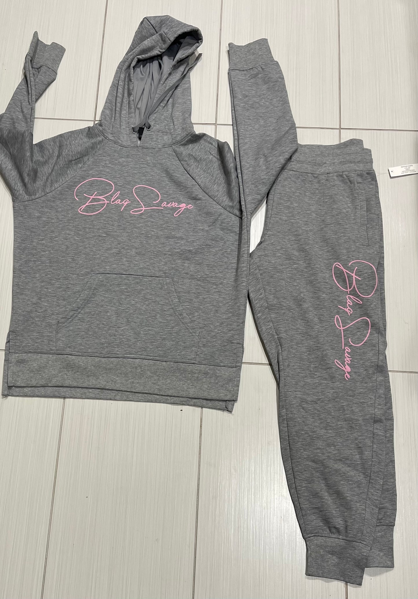 Grey/Pink